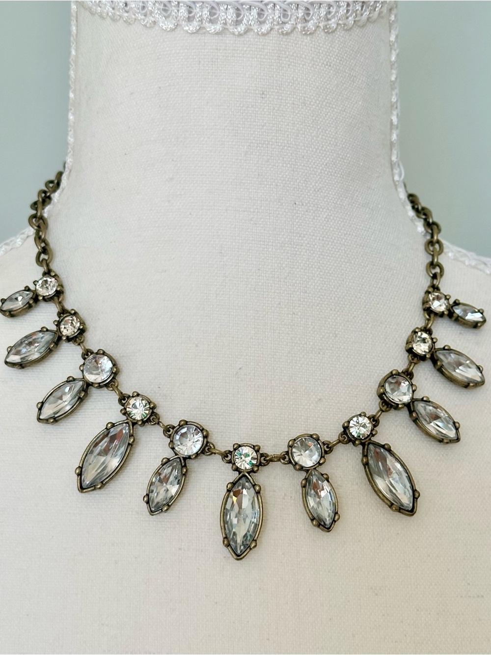 Vintage-Inspired Clear Crystal Statement Necklace